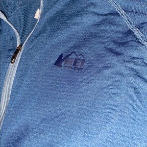 Men’s REI 1/4 zip sweatshirt
